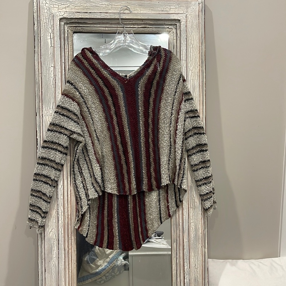 High/low hooded sweater